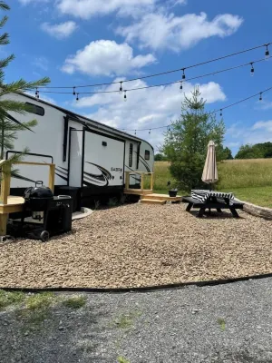 Happy Campers Family Glamping Dawson/Rainelle