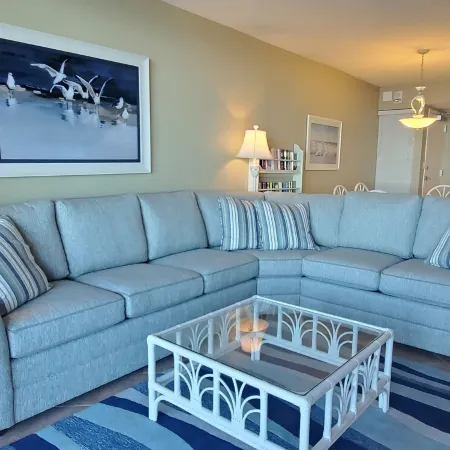 Sea Colony oceanfront 7th floor, sleeps 6, owner-listed.