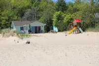 Lake Huron Cottage with Private Sandy Beach
