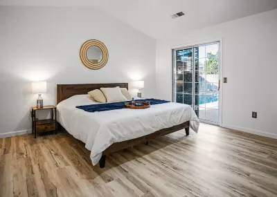 Spacious 3 BR Casa near UC Merced with Pool Hotels near Applegate park - Rotary Scout Hut