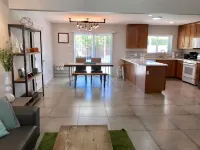 Luxurious, heated pool, jacuzzi and firepit