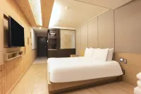 Urban City Hotel