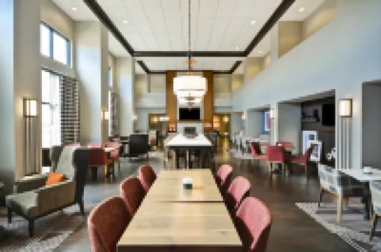 Hampton Inn & Suites by Hilton Columbus-Easton Area