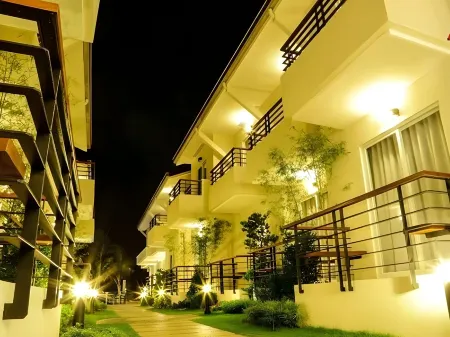 ICove Beach Hotel