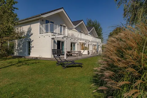 Badebude 2 - Hampton-Style Vacation Home Near Weißenhäuser Strand, Baltic Sea