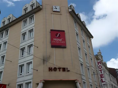 Brit Hotel Calais Отели рядом с достопримечательностью «Calais Lighthouse»