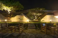 The Acacia Glamping Park Hotels in Batuan