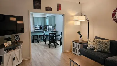 Cozy Retreat in Historic Northport Minutes to Bama