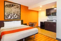 Motel 6 Hesperia, CA - East