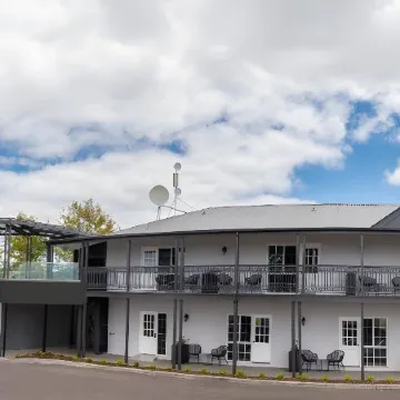 Clouds Montville Отели рядом с достопримечательностью «Виноградник Flame Hill»