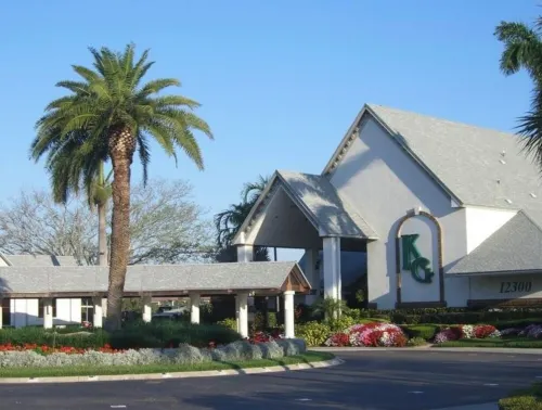 Exclusive Fort Meyers home in gated golf community close to beaches!