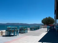 Revekka Rooms Hotel di Mithimna