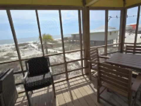 Screened in Porch 5 Br/4.5 Bath - Sleeps 14-18 w/Beach Gear, Cargo Lift
