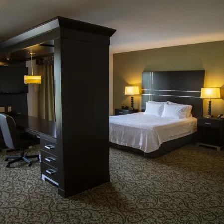 Hampton Inn & Suites Sharon