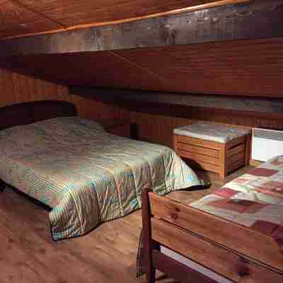 Chalet ''La Carline'' at 1250m altitude Rooms