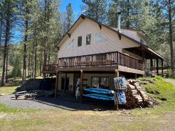 Remote Lake Roosevelt waterfront home