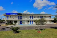 Motel 6 Kingsville, TX