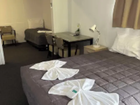 Manning River Motel Hotels in Taree