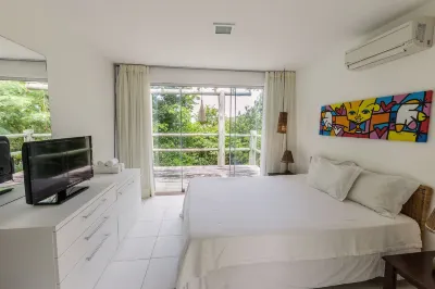 Villas Supreme Hotel Hotels near Hibiscus Beach Club