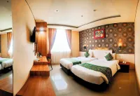 Grand Madani Hotel Hotels in Selaparang