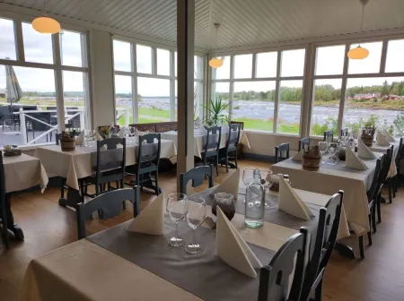 Kukkolaforsen Turist & Konferens Отели в г. Хапаранда