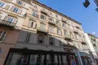 Graffiti Apartment by Wonderful Italy