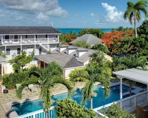 Eleven Bahama House Hotels in Dunmore Town