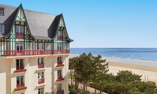 Hôtel Barrière l'Hermitage