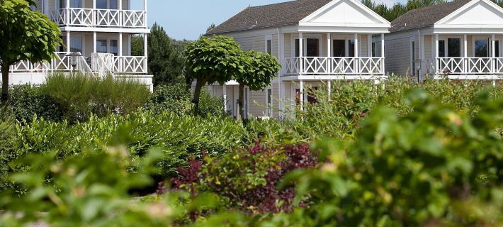 Villa in Banjaard Near North Sea Beach Hotels in Kamperland