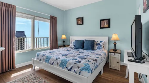 Amazing Gulf Views! Spa, Pool, Tiki Bar and More!