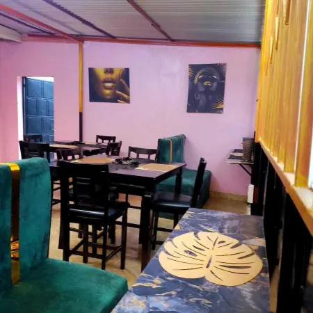 J’s Eatery and Accommodation