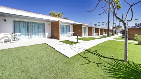 Sanom Beach Resort Only Adults