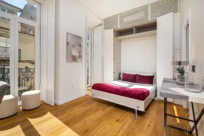 Alcantara Premium Studio Hotels near 25th of April Bridge