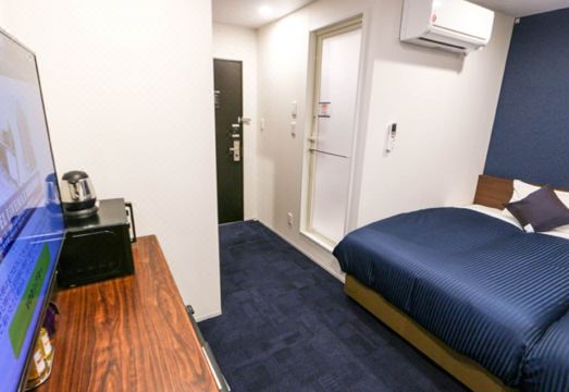 호텔 라이브맥스 역에서 본 전경