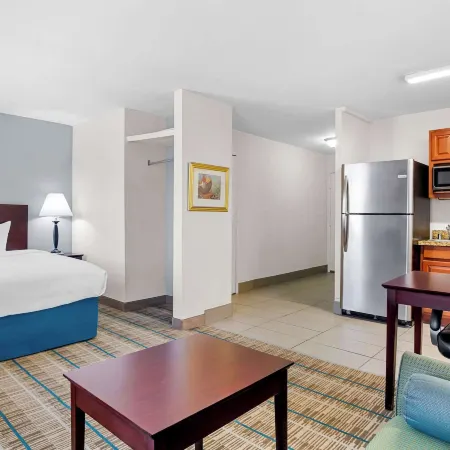 MainStay Suites Addison-Dallas