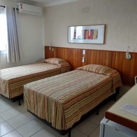 Hotel Riviera Lins