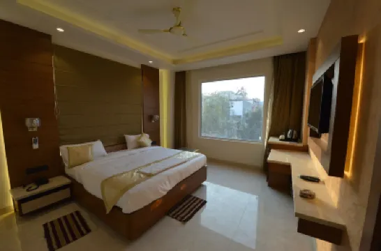 Hotel RR 62-Jaipur City Centre Hotel Hotels near Gaitor