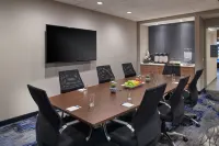 Fairfield Inn & Suites Chicago O'Hare Hotels in Des Plaines