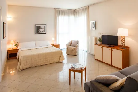 Cosmo Hotel Torri Отели в г. Cavenago di Brianza