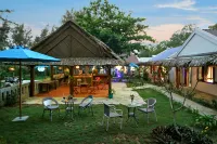 Hoi An Blue Seaside Homestay Hotels near Sang Xinh Grocery Store