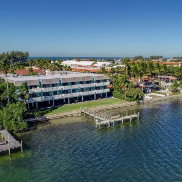 Anna Maria Island Beach Palms 6B