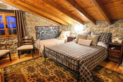 Petrino Lodge Hotels in Zarouchla