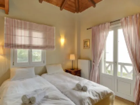 イオリス ヴィラズ ピュロスのホテル