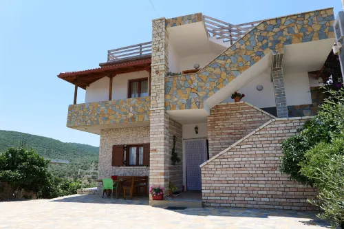 Pellumb Apartments - Holiday Apartments