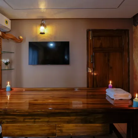 Royal Tusker Luxury Service Apartments