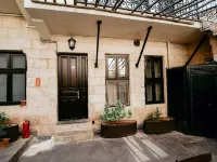 Arifbey Konagi Hotels near Alauddevle Mosque