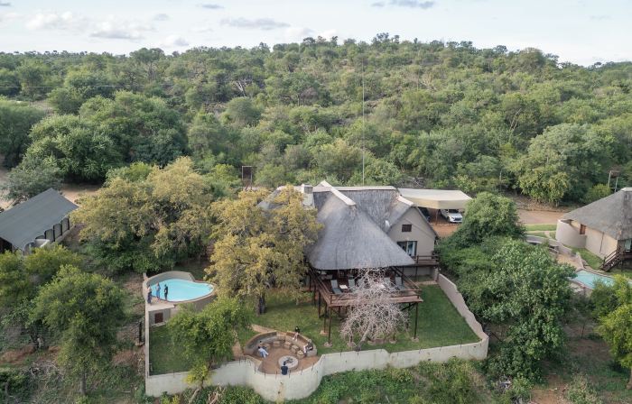 Nyati Safari Lodge