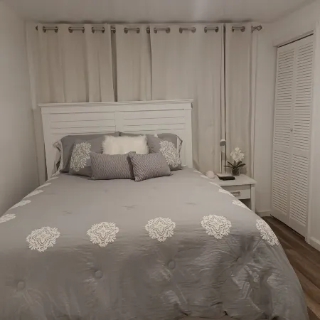 Global Bed & Breakfast
