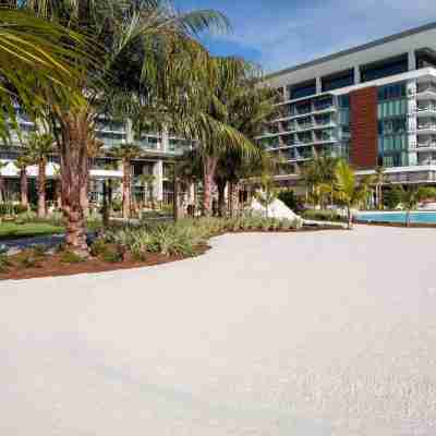 Conrad Orlando Hotel Exterior