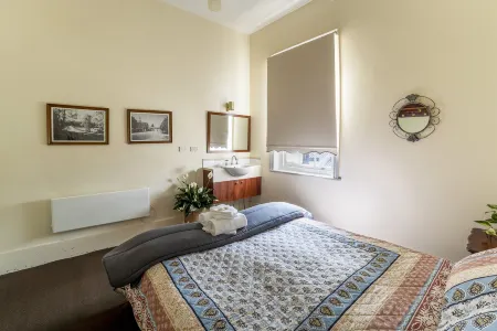 Tanswells Commercial Hote